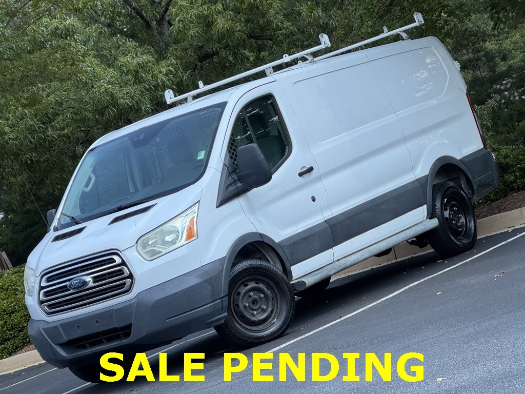 2016 Ford Transit Base's photo