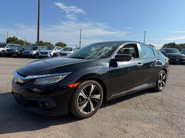 2016 Honda Civic Touring photo 2