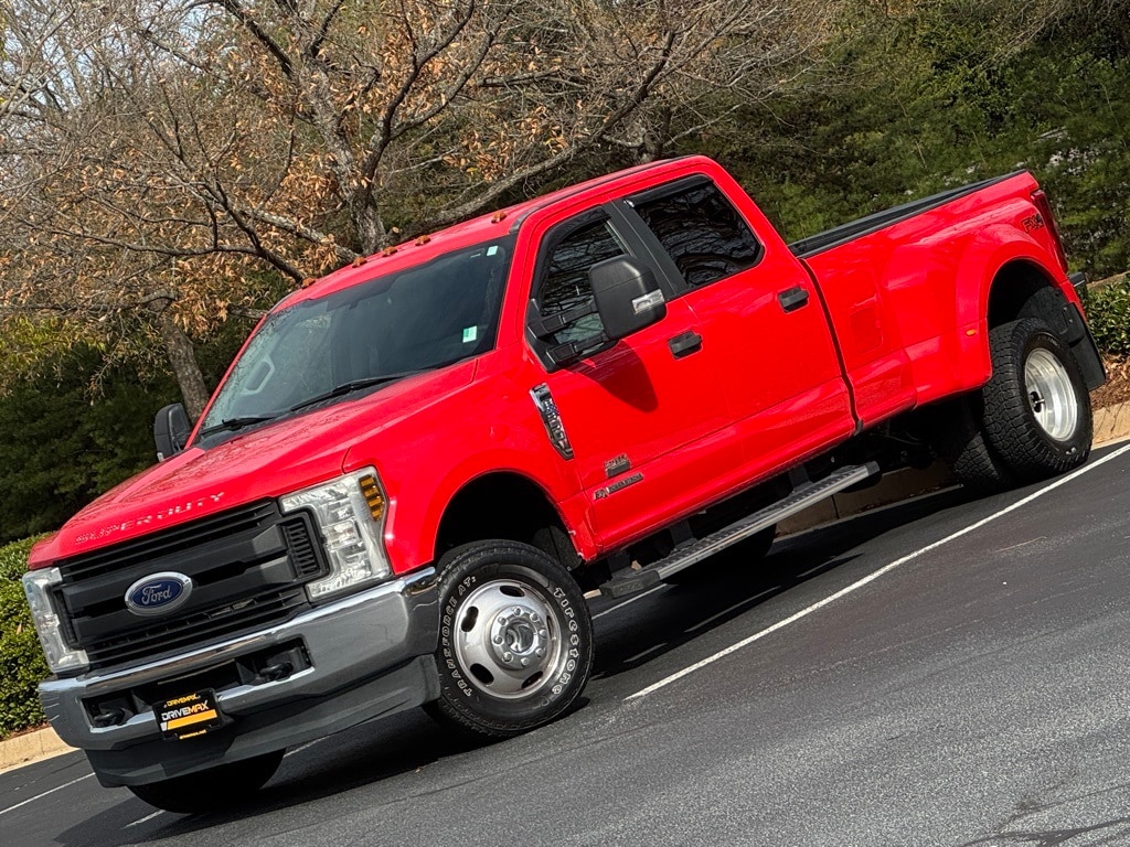 2019 Ford F-350 Super Duty XL's photo