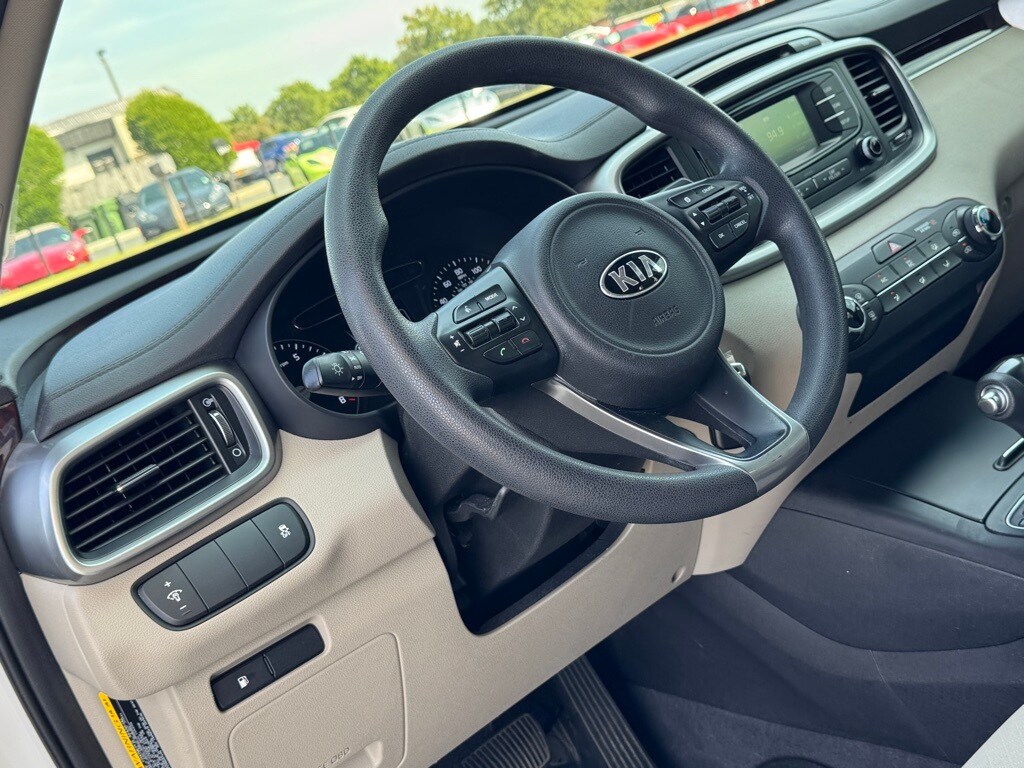 2016 Kia Sorento LX photo 4