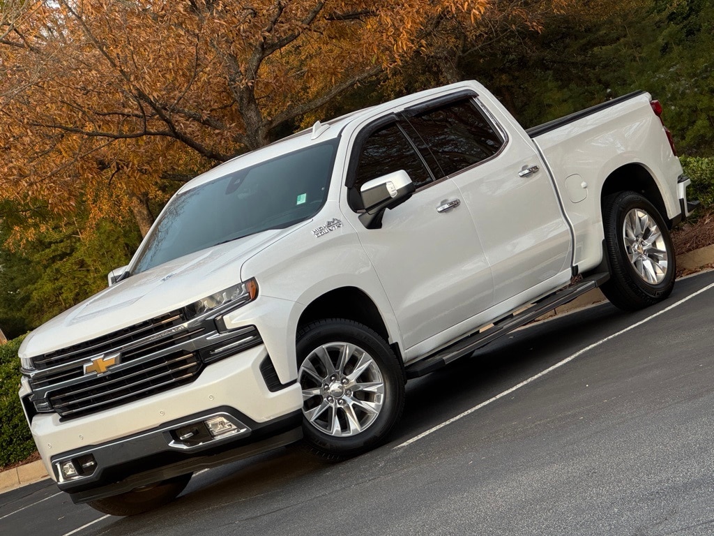 2020 Chevrolet Silverado 1500 High Country's photo