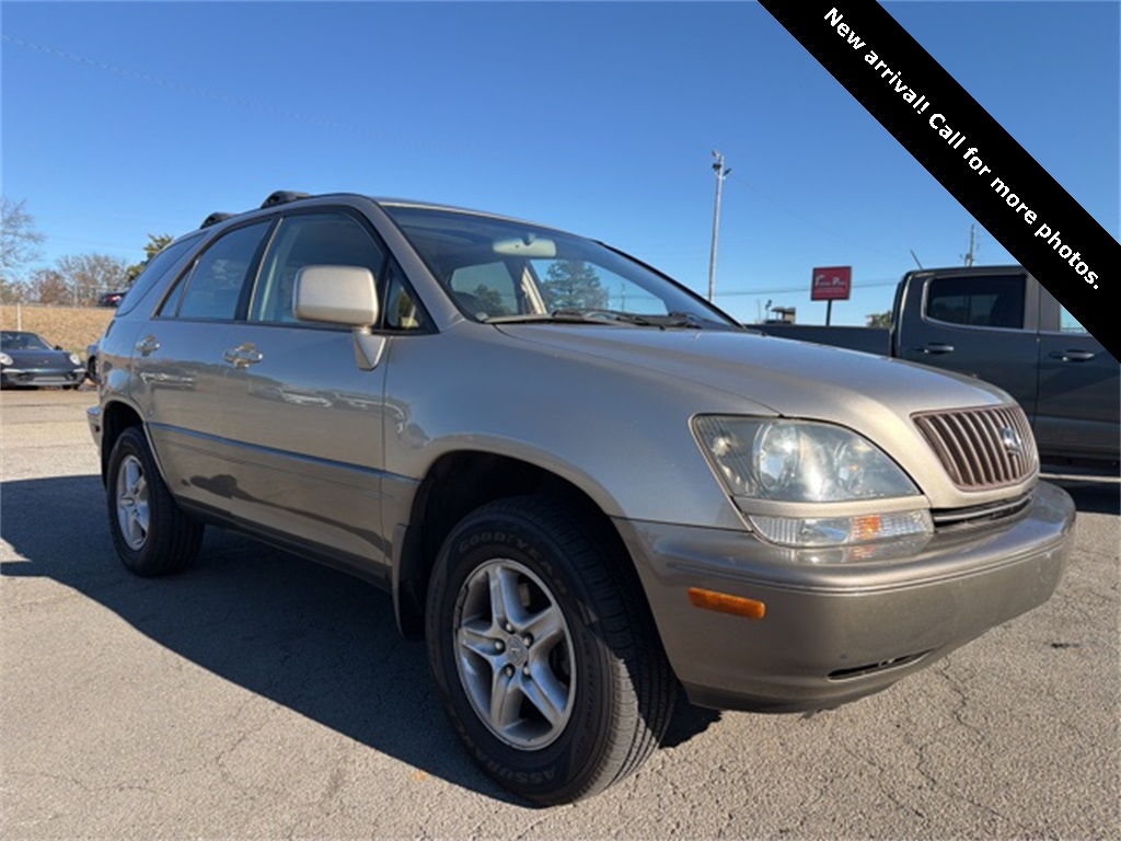 2000 Lexus RX 300's photo