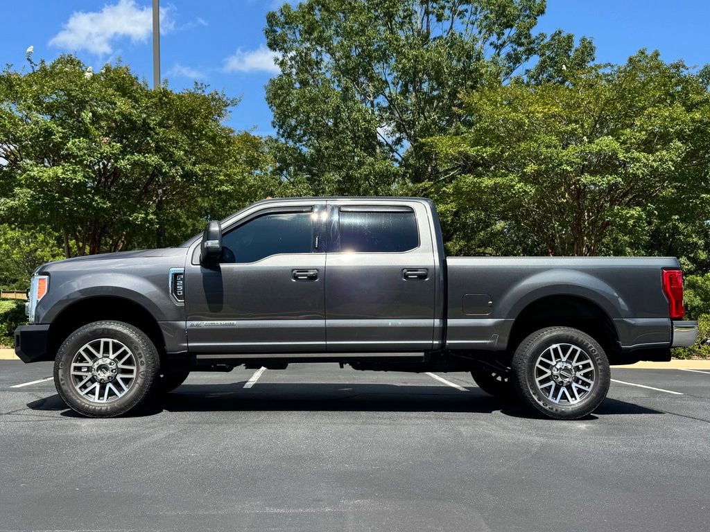 Used 2019 Ford F-250SD Lariat Truck Crew Cab
