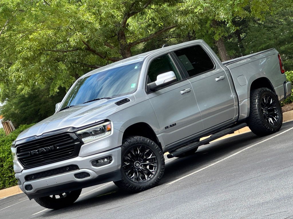 2020 RAM 1500 Big Horn/Lone Star 4x4 Crew Cab 5'7's photo