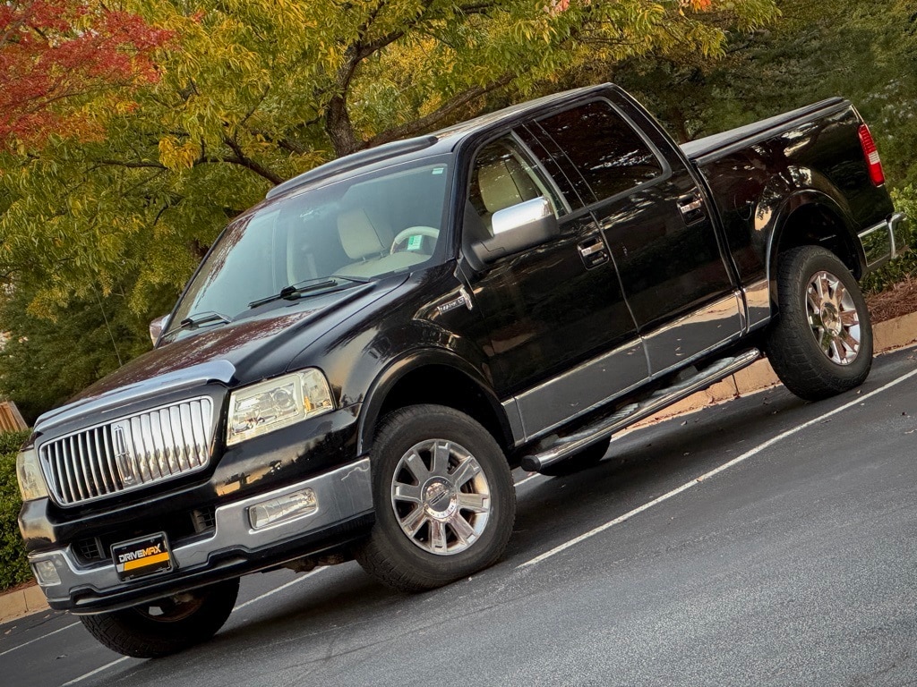 2006 Lincoln Mark LT Base