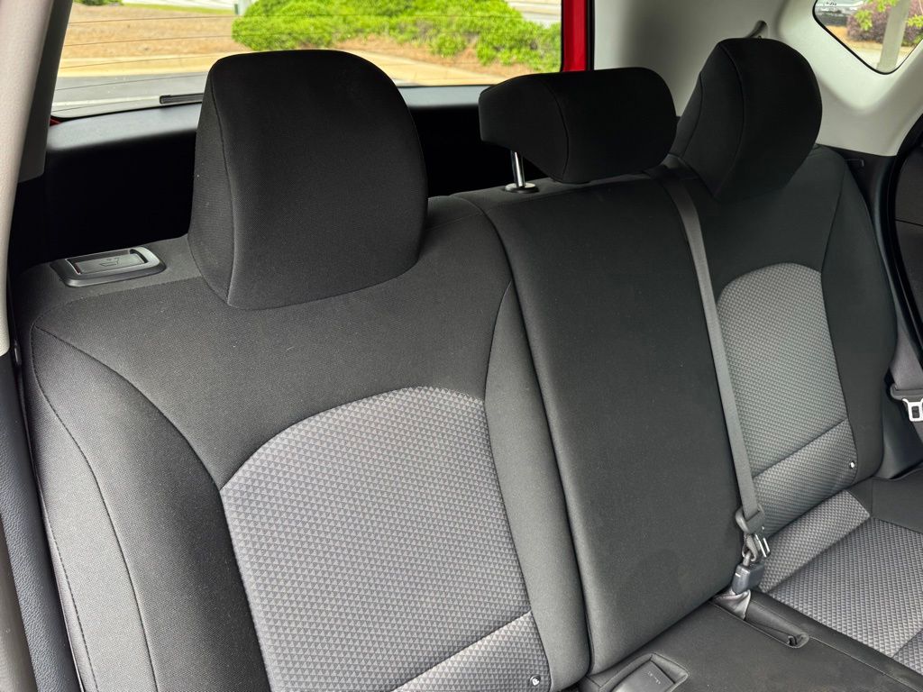 2024 Kia Soul LX - Photo 20
