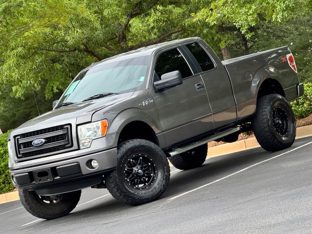 2013 Ford F-150 STX SuperCab 145-in's photo