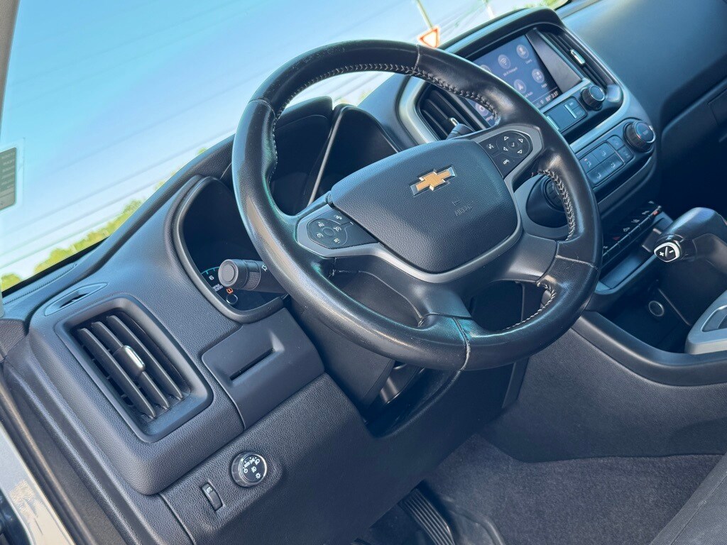 2020 Chevrolet Colorado LT photo 4
