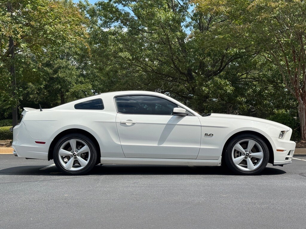 2013 Ford Mustang GT photo 3