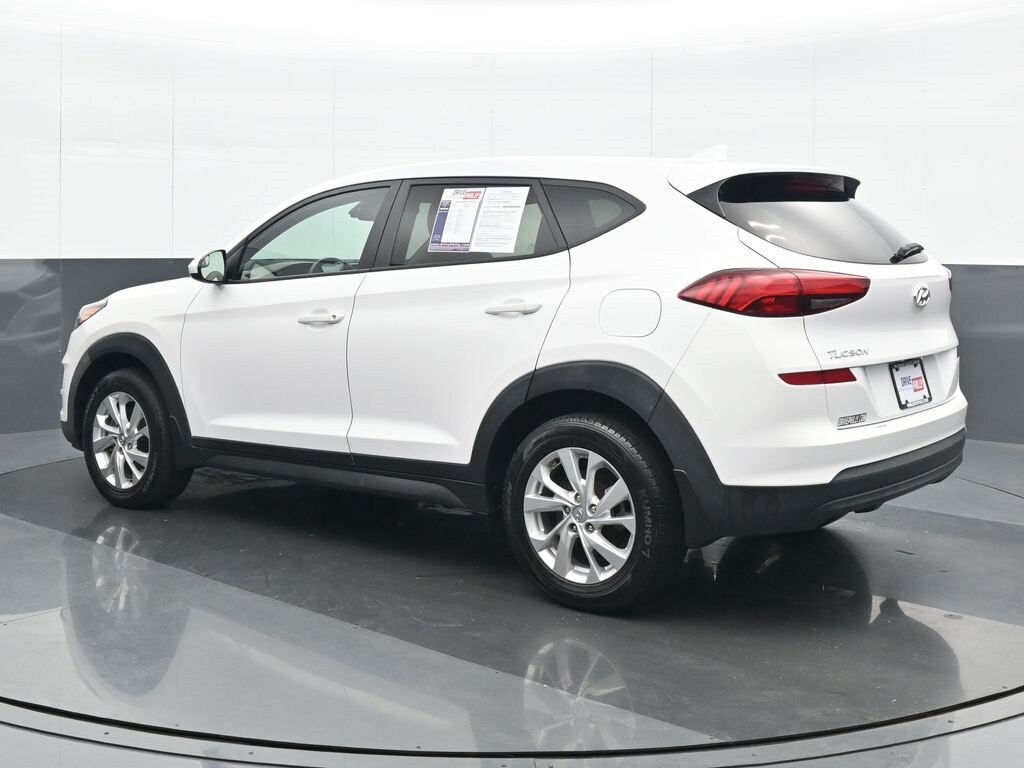 2021 Hyundai Tucson SE photo 3