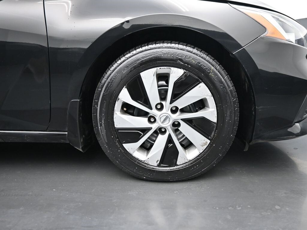 2019 Nissan Altima 2.5 S photo 2