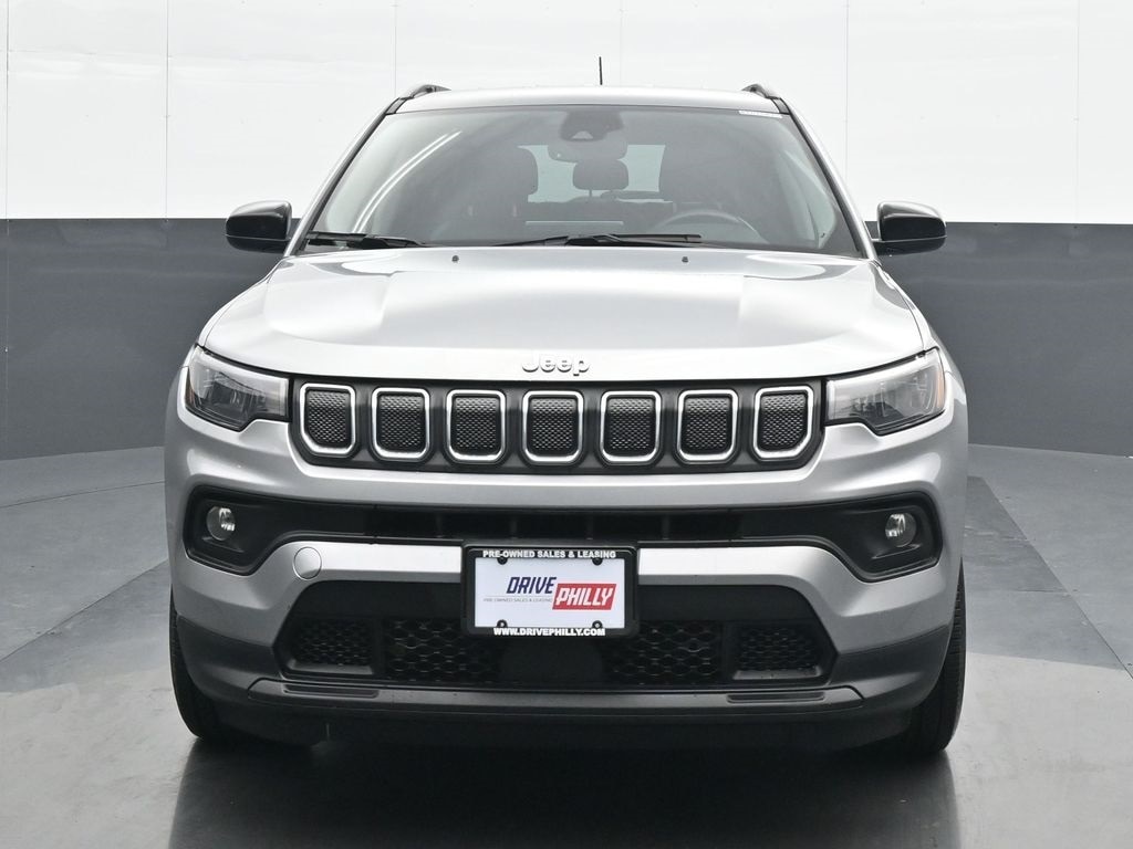 2022 Jeep Compass Latitude Lux's photo