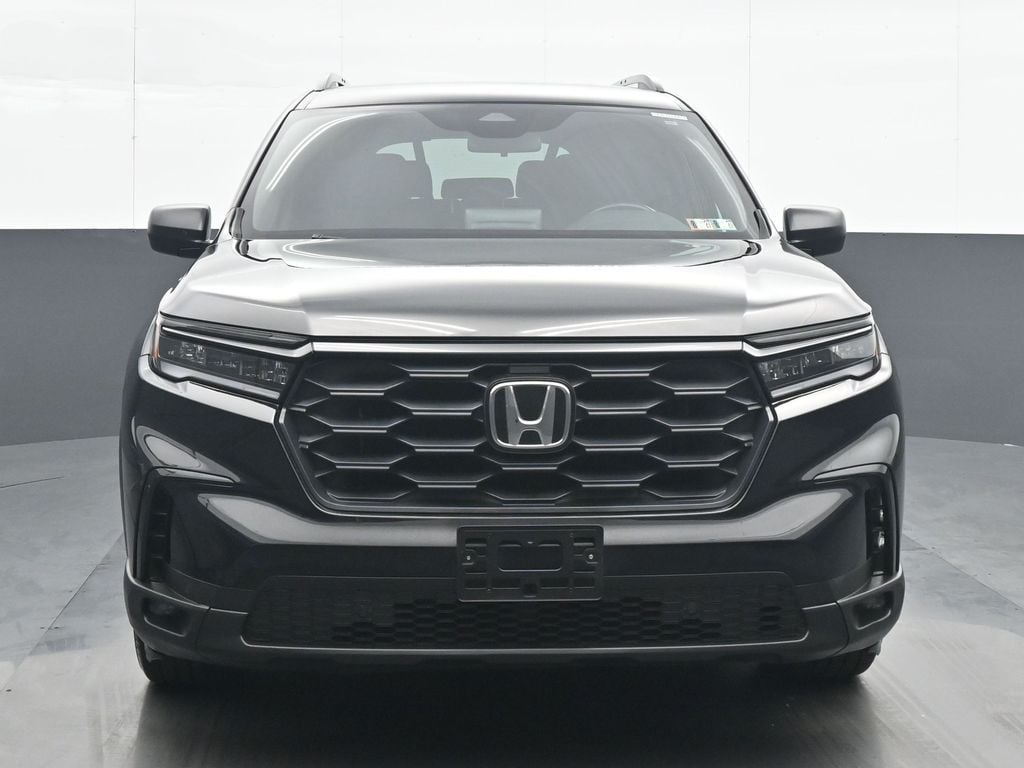 Used 2025 Honda Pilot Sport SUV