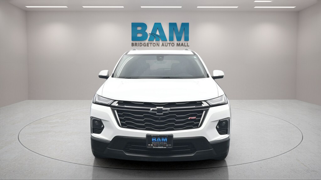 Used 2023 Chevrolet Traverse RS SUV