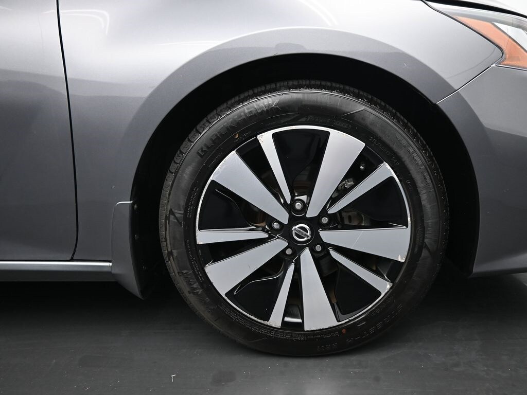 2022 Nissan Altima 2.5 SV photo 2