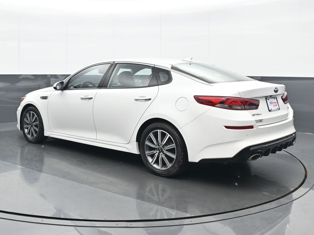 2020 Kia Optima EX photo 4