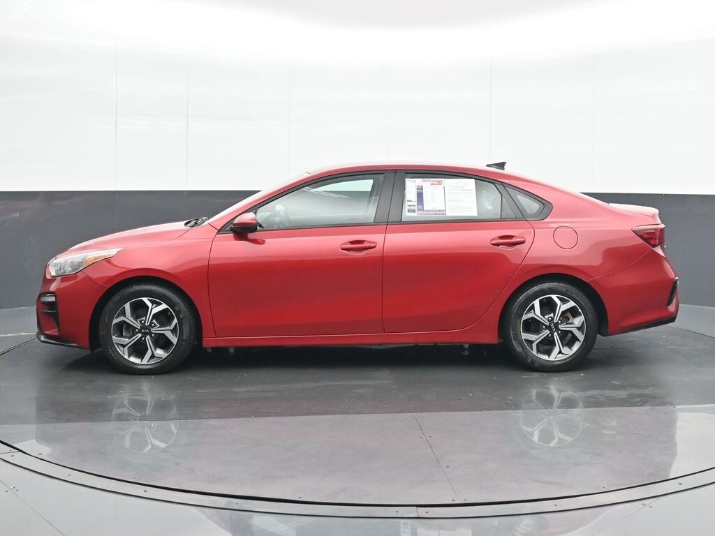 2019 Kia Forte FE LXS photo 3
