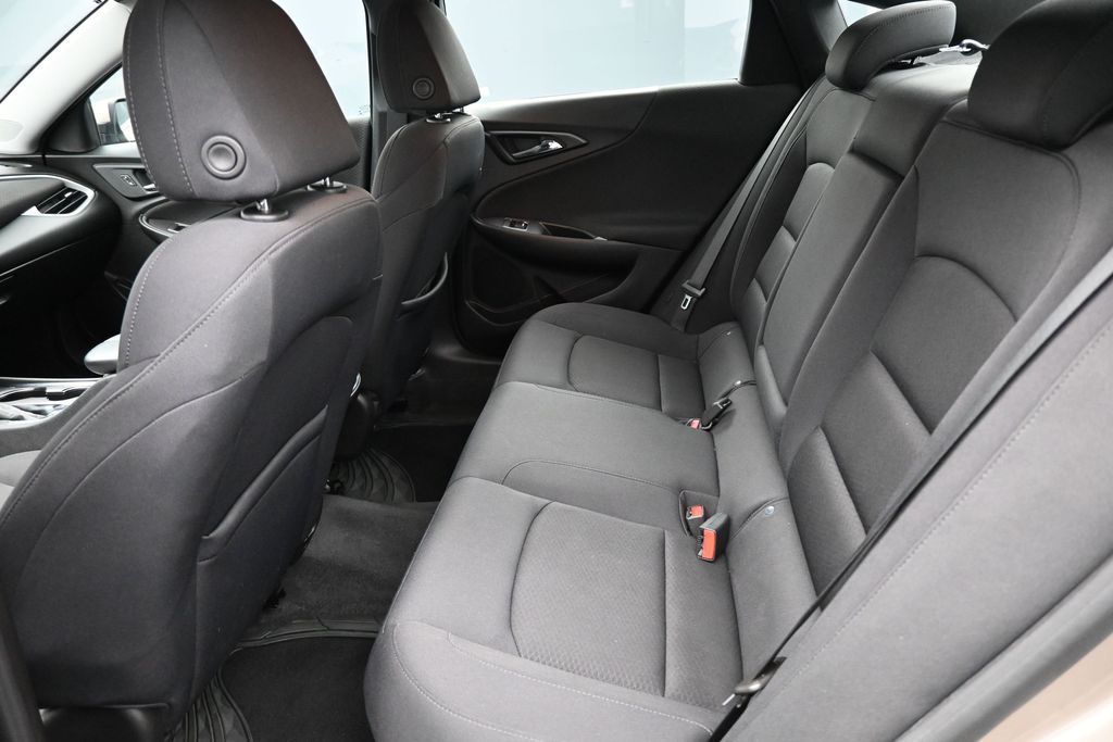 2022 Chevrolet Malibu 1LT - Photo 13