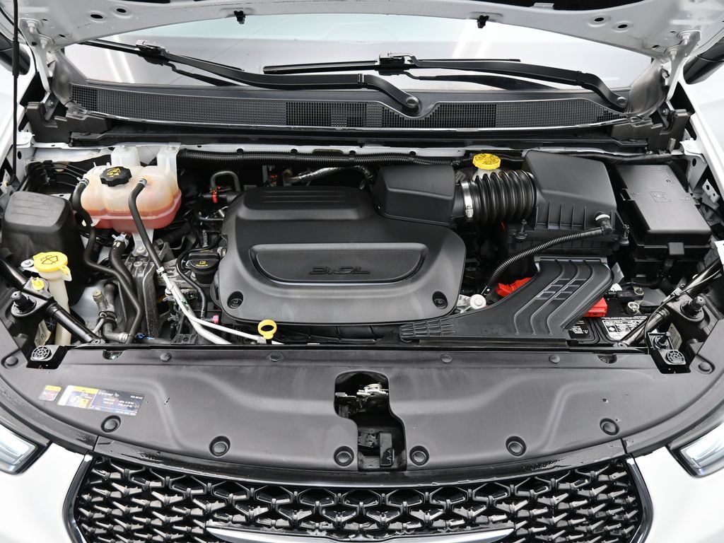 2023 Chrysler Pacifica Limited - Photo 15