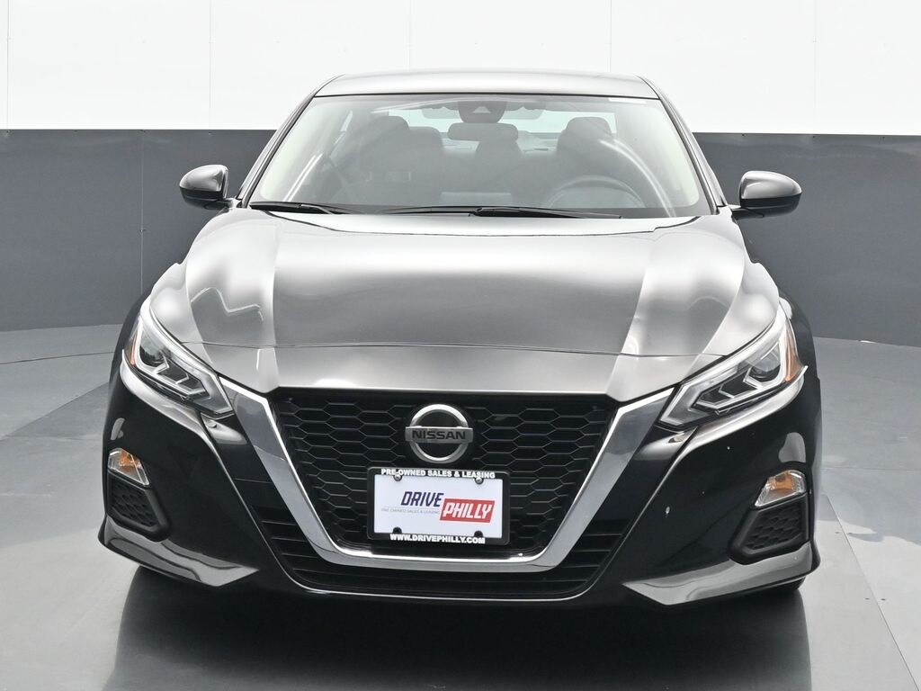 Used 2022 Nissan Altima 2.5 SV Sedan