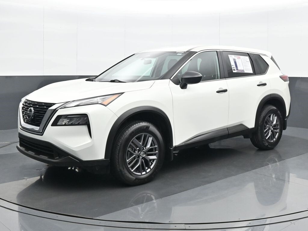 2021 Nissan Rogue S photo 2