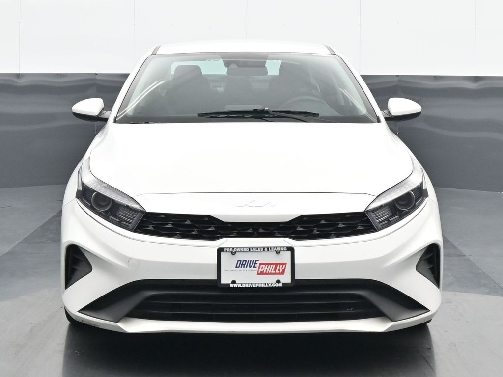 2023 Kia Forte LXS's photo