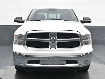 2023 Ram 1500 Classic SLT Truck Crew Cab