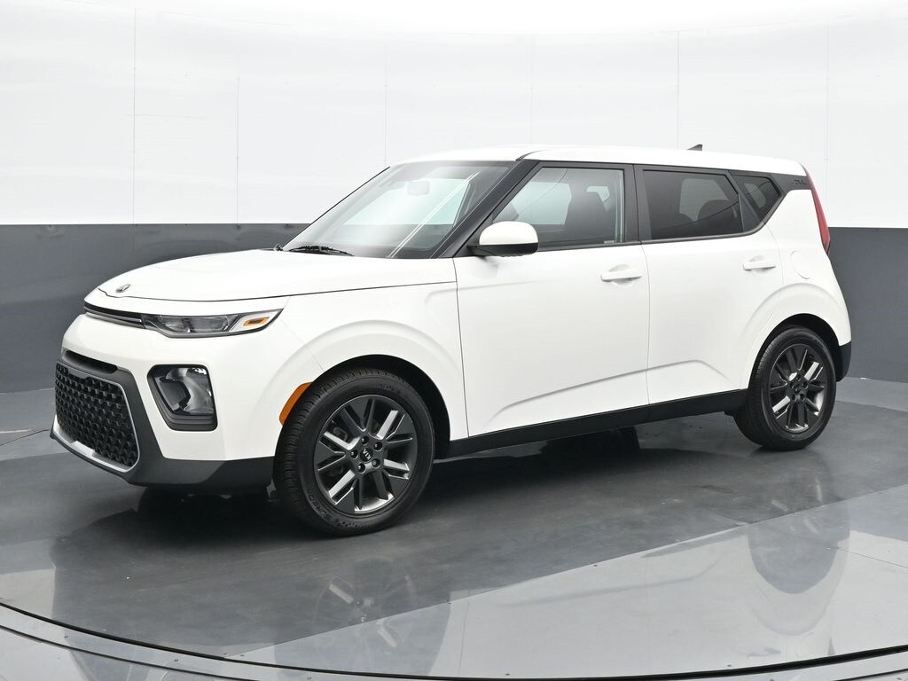 2021 Kia Soul S photo 2