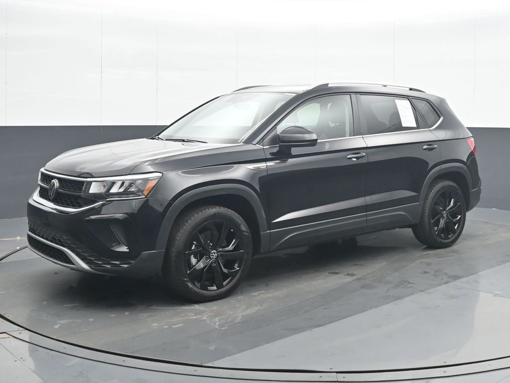 Used 2024 Volkswagen Taos 1.5T SE SUV