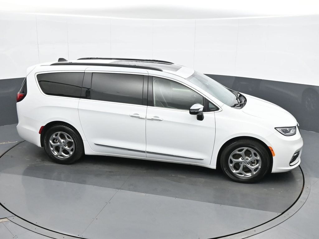 2023 Chrysler Pacifica Limited - Photo 23