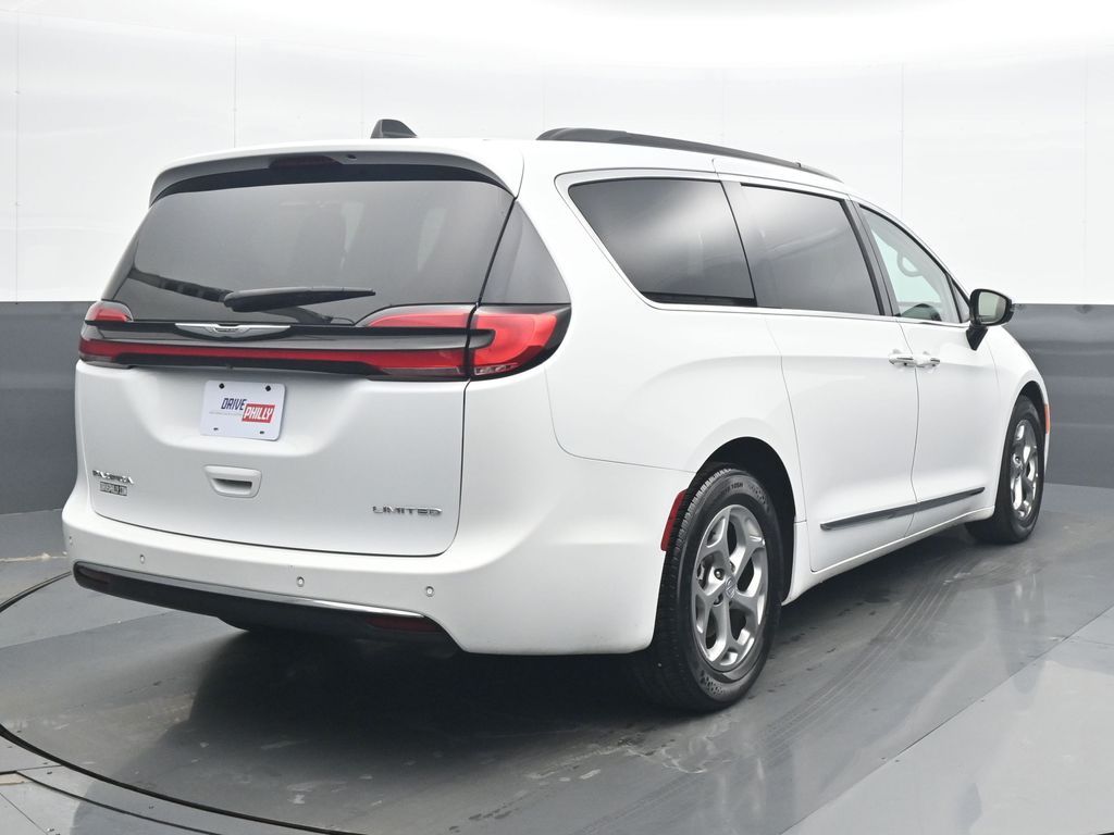 2023 Chrysler Pacifica Limited - Photo 6