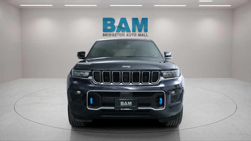 Used 2023 Jeep Grand Cherokee 4xe Overland SUV