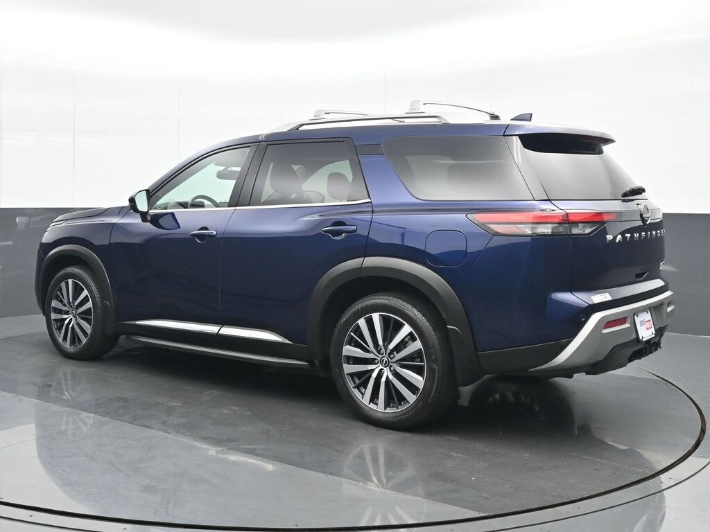 Used 2022 Nissan Pathfinder Platinum SUV