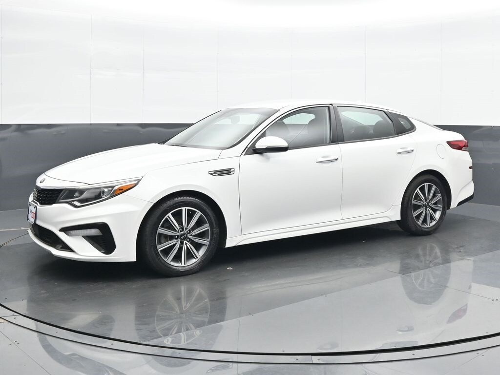 2020 Kia Optima EX photo 2