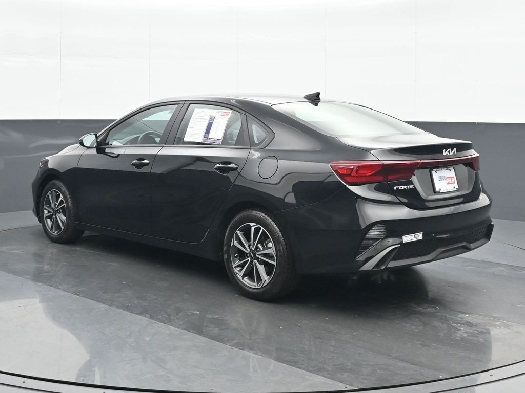 Used 2024 Kia Forte LXS Sedan