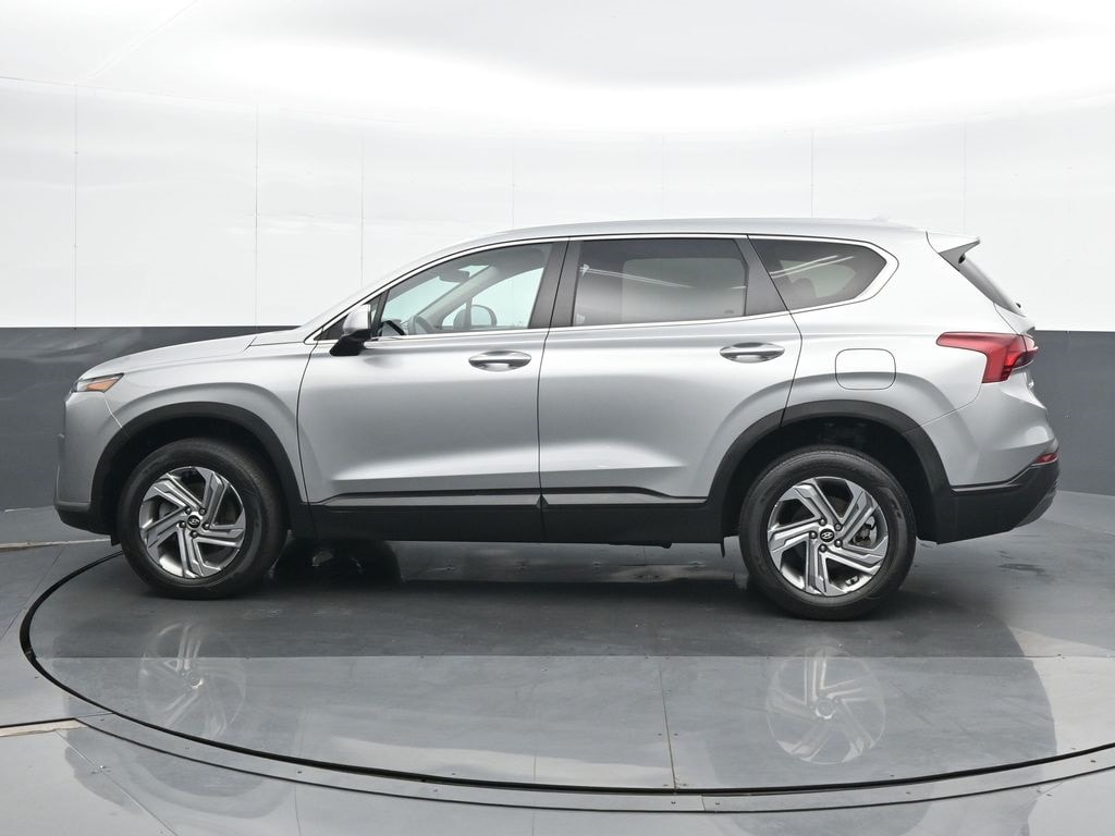 2023 Hyundai Santa Fe SE photo 2