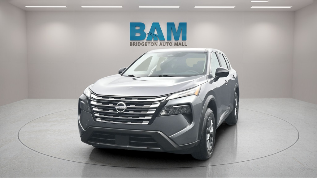 Used 2024 Nissan Rogue S SUV