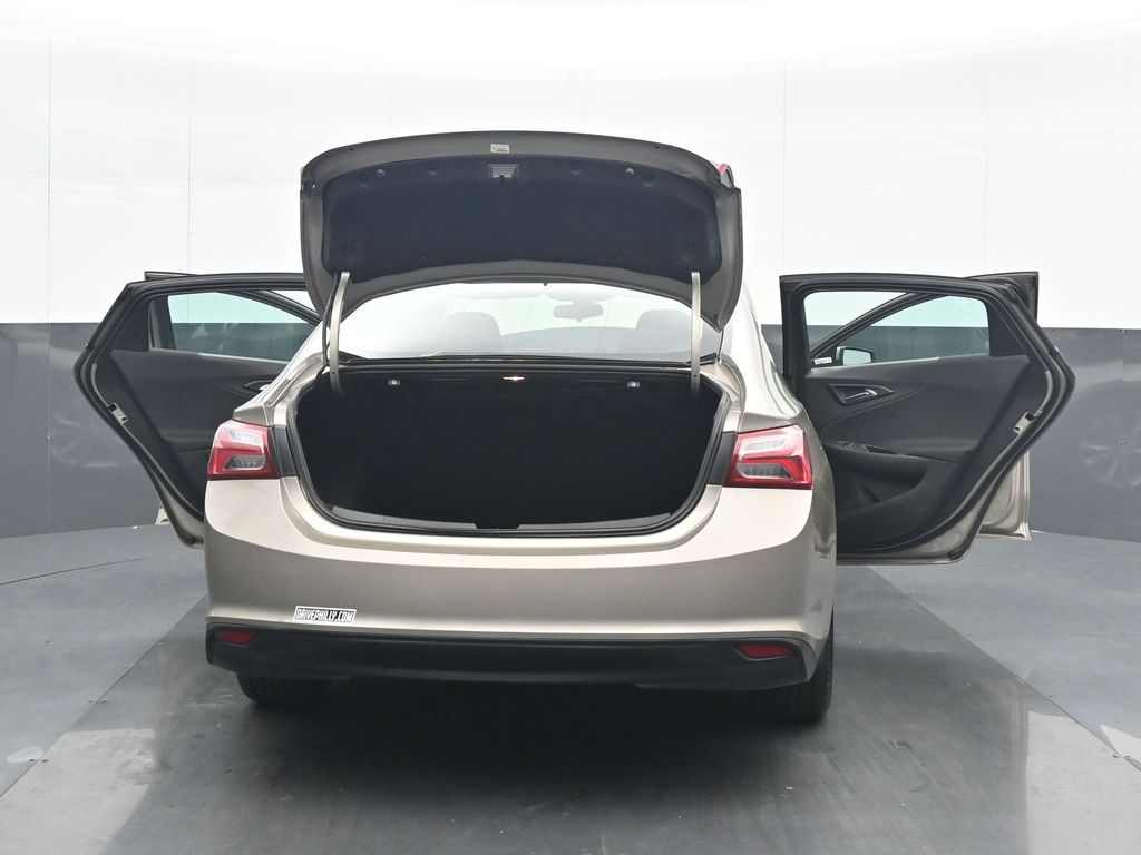 2022 Chevrolet Malibu 1LT - Photo 35
