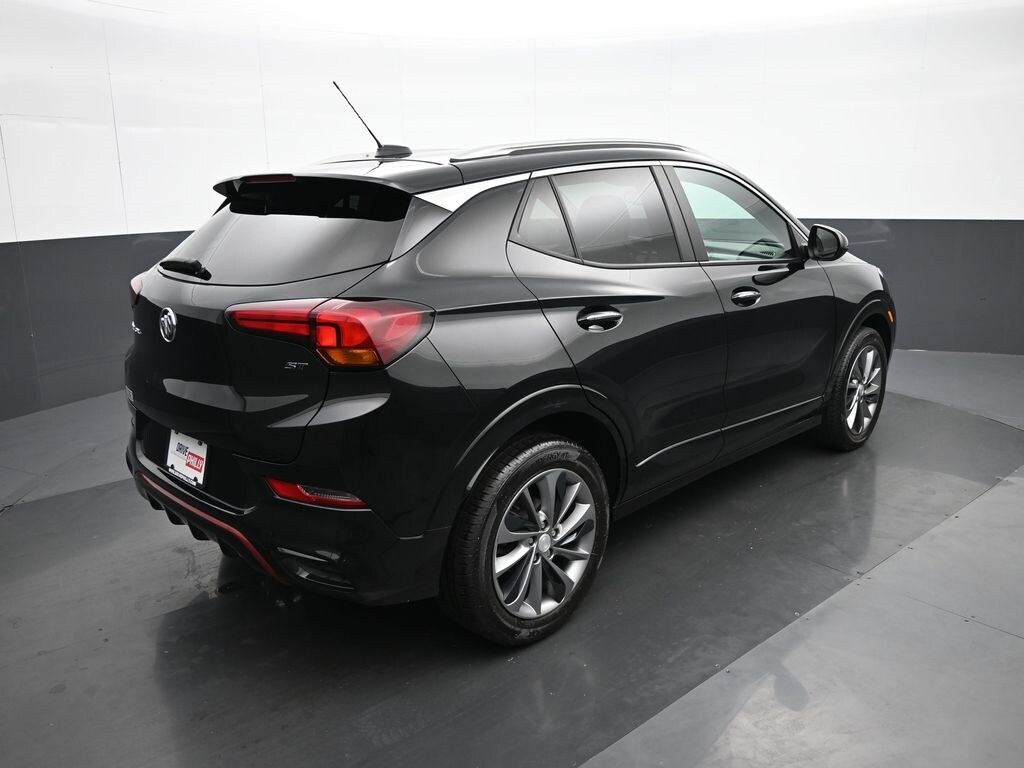 2023 Buick Encore GX Select photo 2
