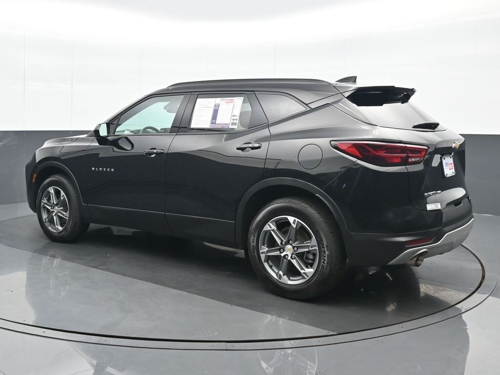 2024 Chevrolet Blazer 2LT photo 3