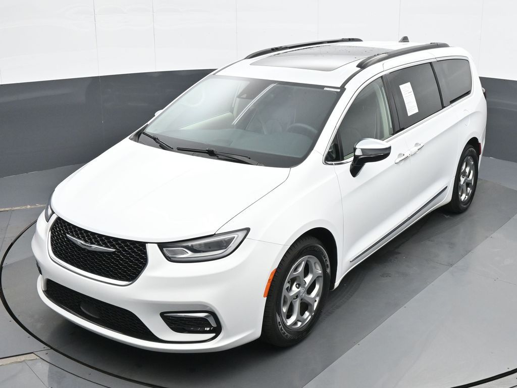 2023 Chrysler Pacifica Limited - Photo 17