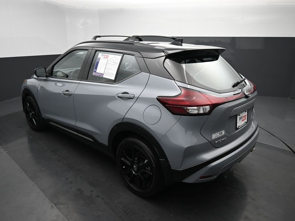 2024 Nissan Kicks SR photo 4