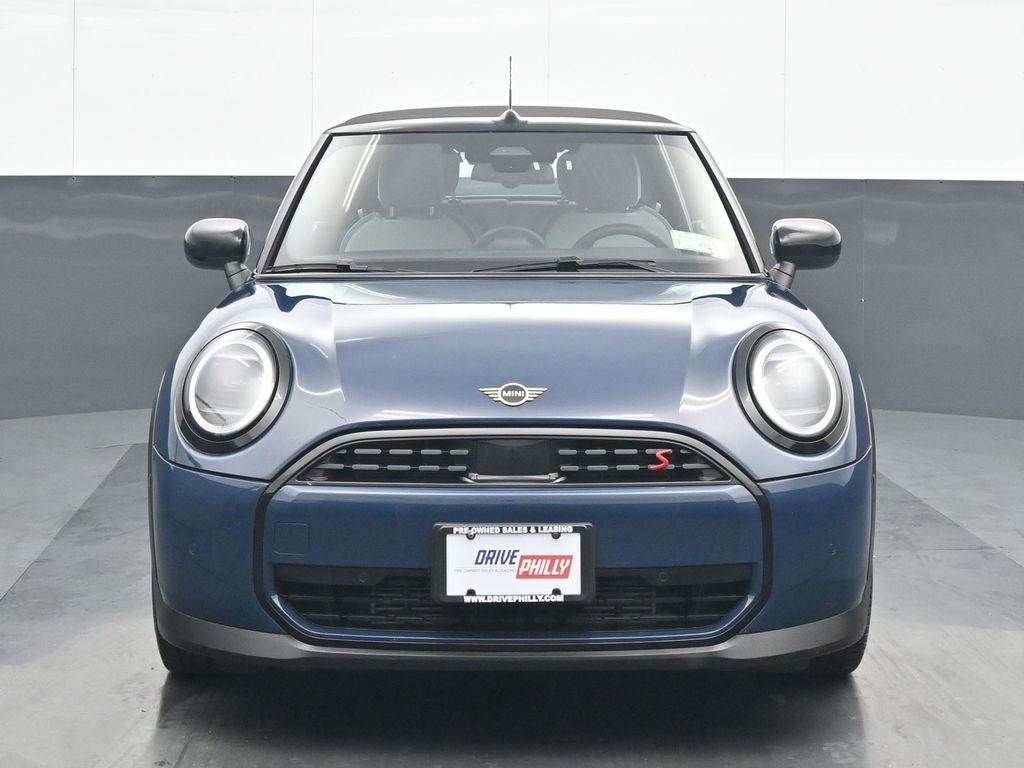 2025 MINI Convertible Cooper S Signature's photo