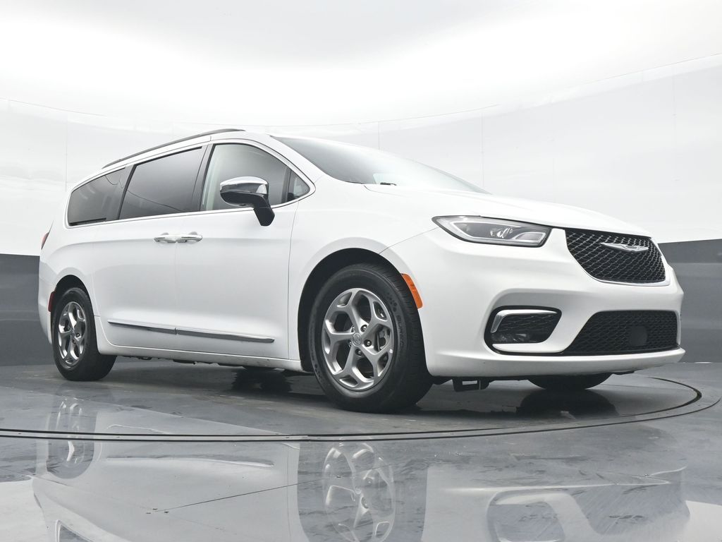 2023 Chrysler Pacifica Limited - Photo 33