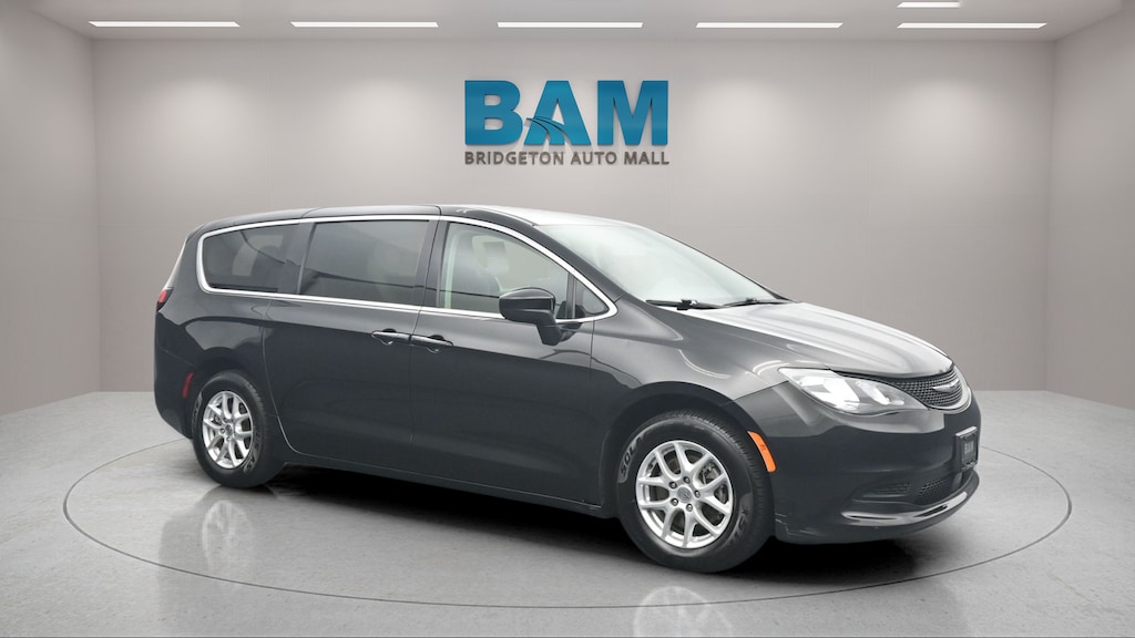 Used 2022 Chrysler Voyager LX Van Passenger Van