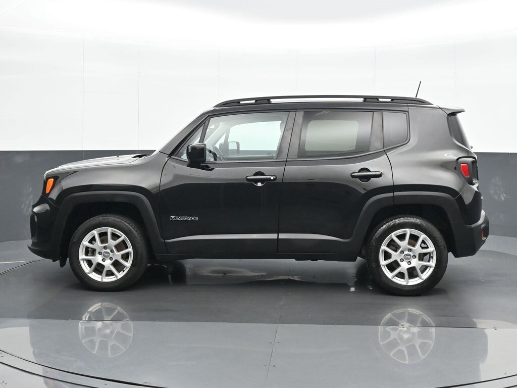 2021 Jeep Renegade Latitude photo 2