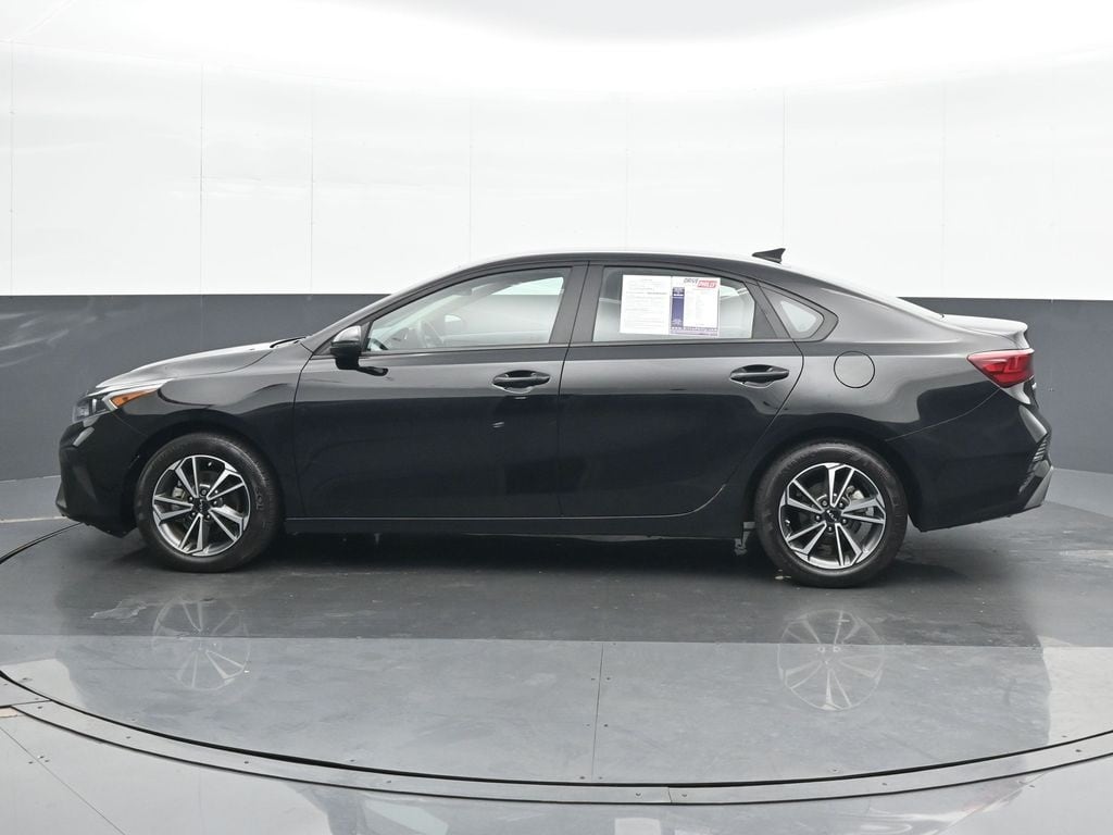 Used 2024 Kia Forte LXS Sedan