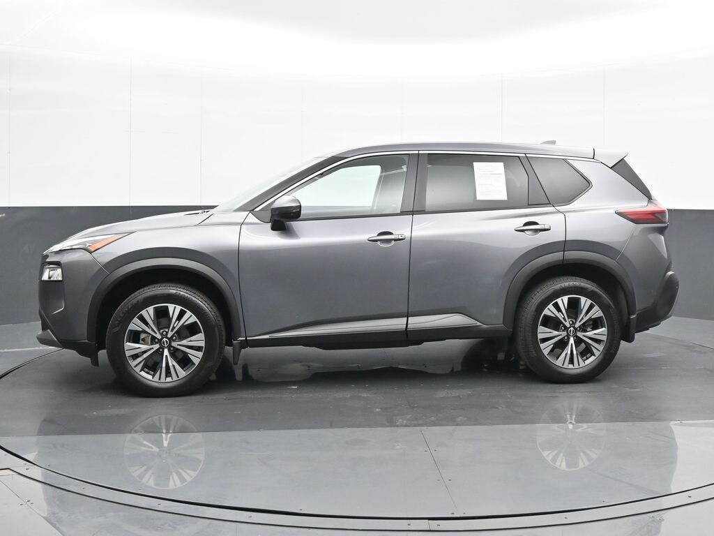 2023 Nissan Rogue SV photo 3