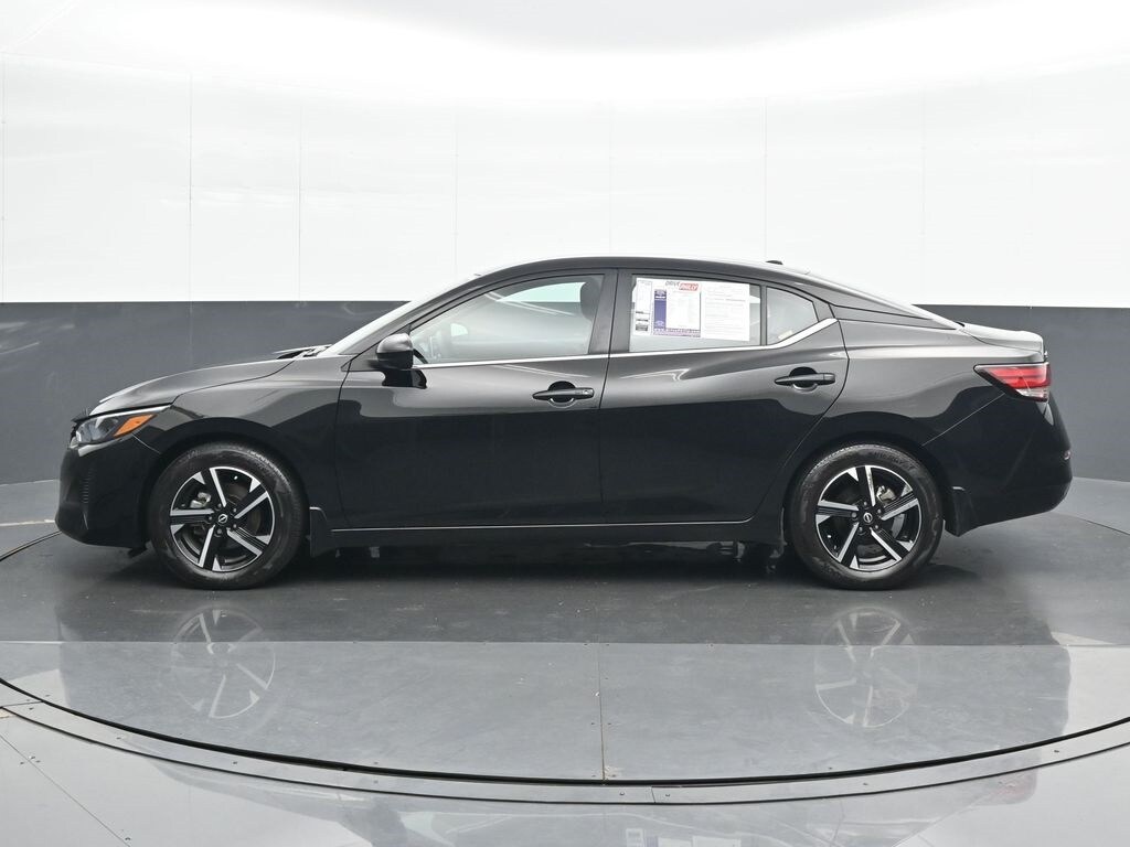 2024 Nissan Sentra SV photo 2