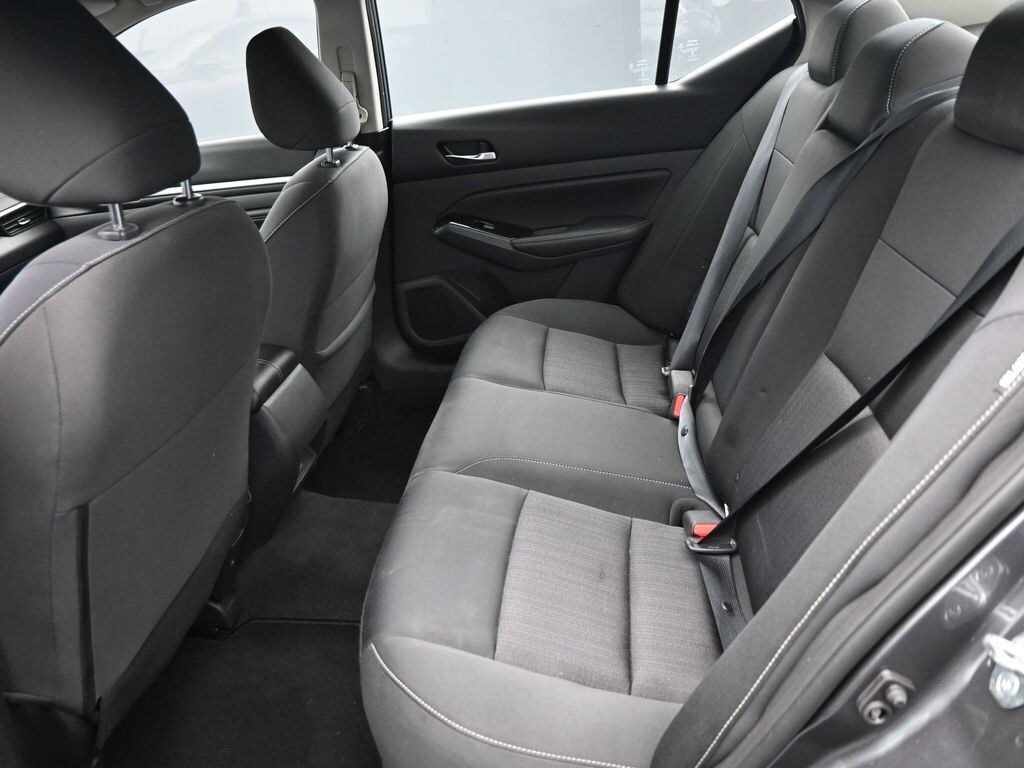 2022 Nissan Altima 2.5 SV photo 4